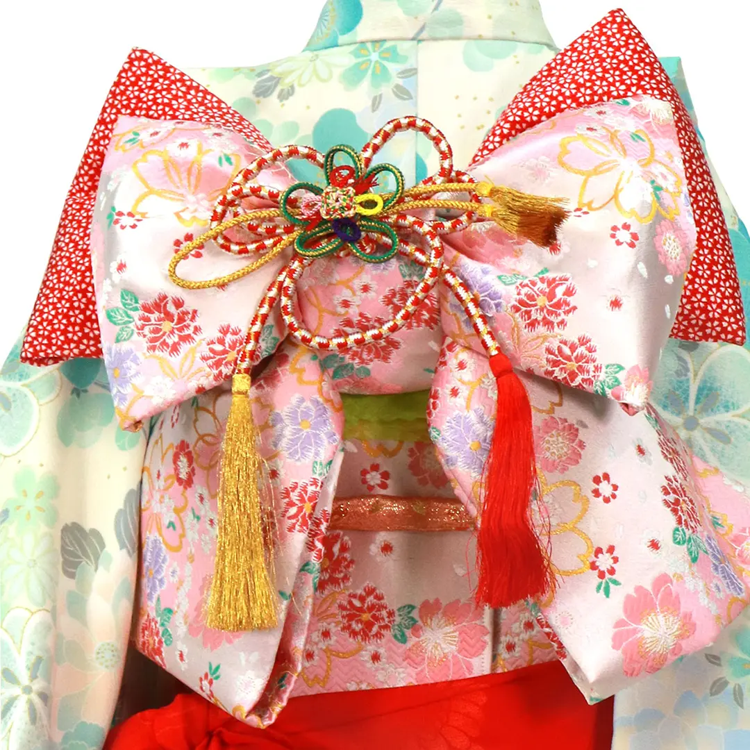 アイボリー地にアイスグリーンの花尽くしの着物／七五三・七歳女の子／帯