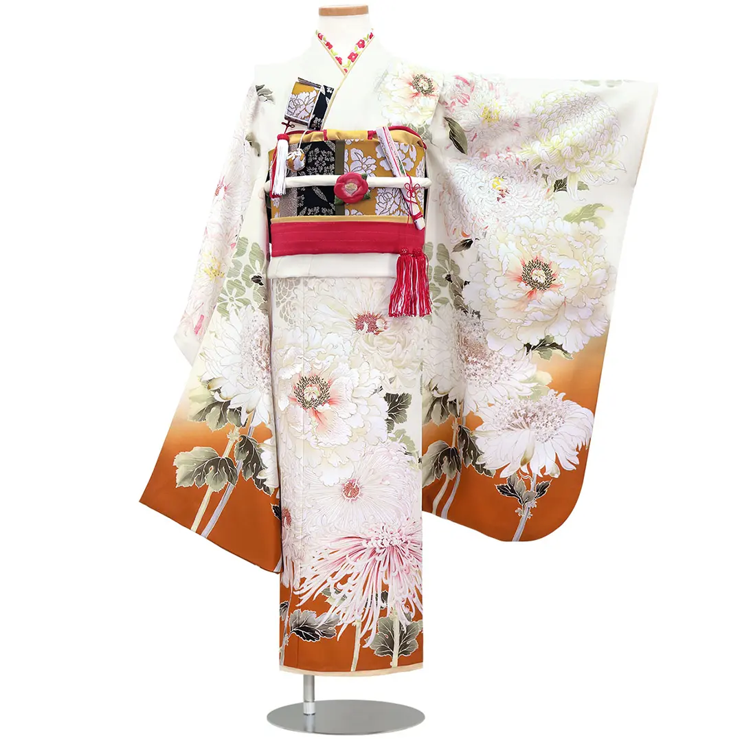NATURAL BEAUTY》黒のストライプに桜の花の着物／七五三・七歳女の子