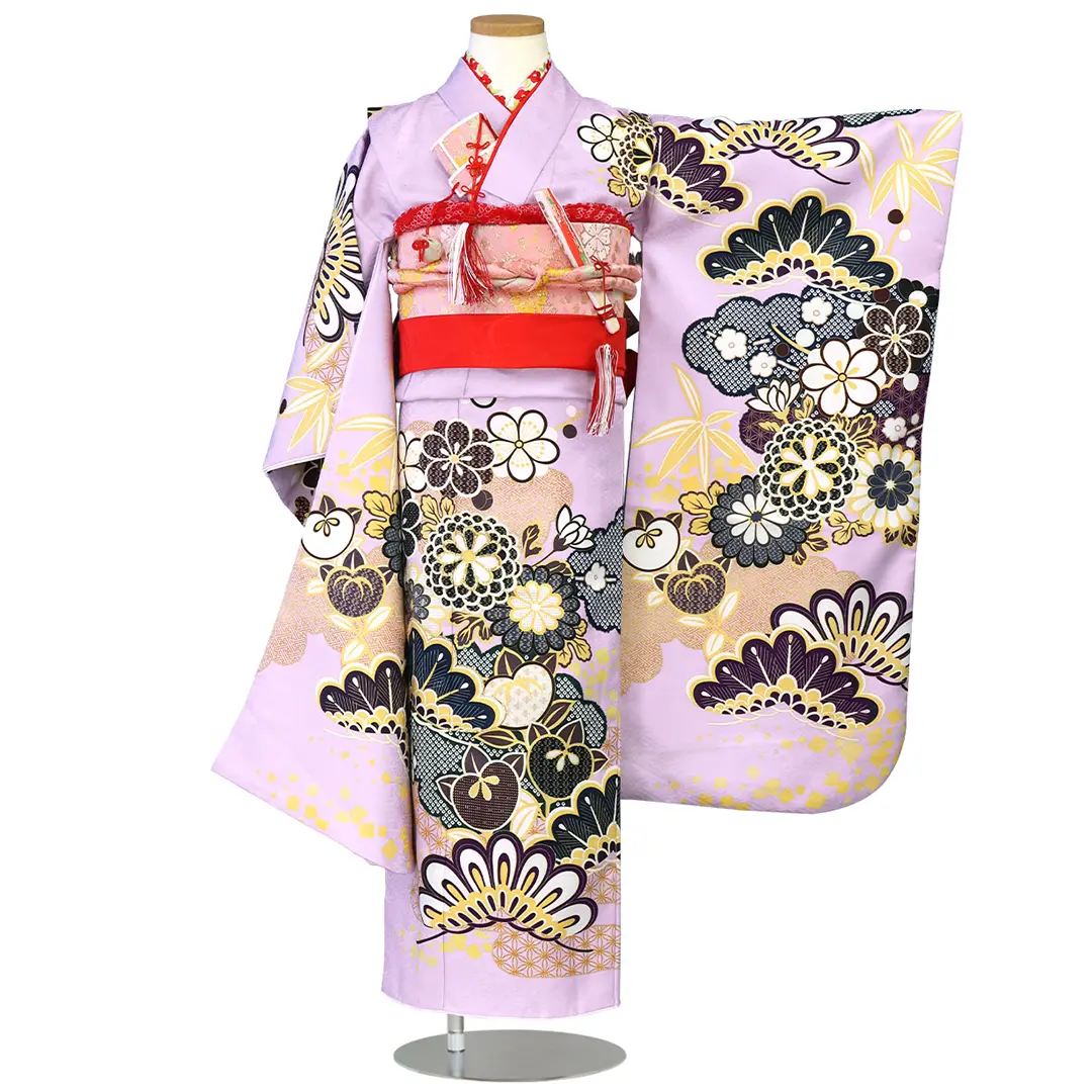 薄紫地に菊と松竹梅の着物（赤）／七五三・七歳女の子／正面