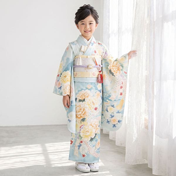 《華徒然》水色地に熨斗と牡丹の着物／七五三・七歳女の子