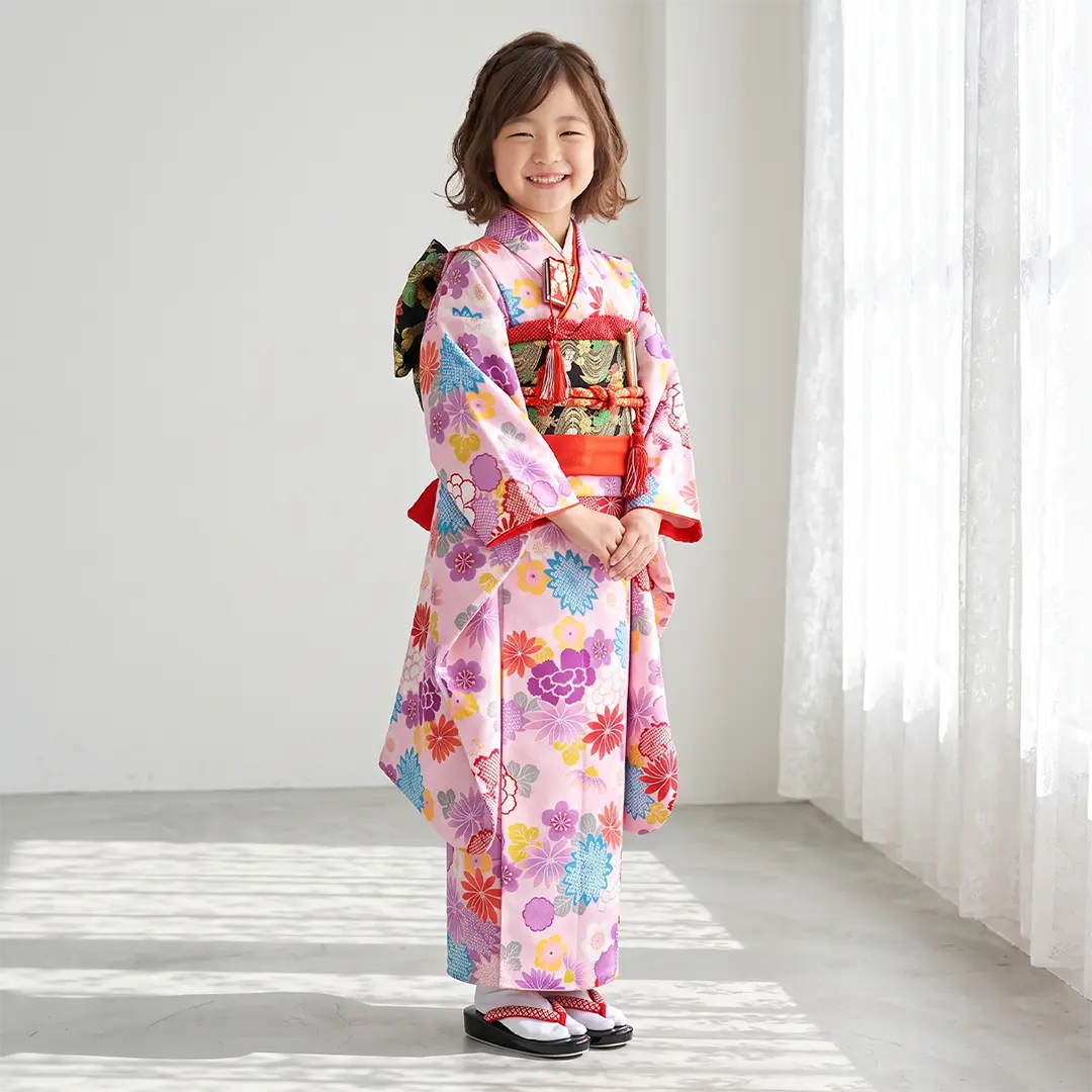 ピンク地に百花の着物（黒梅）／七五三・七歳女の子 | 宅配着物