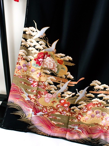 鶴に波頭(なみがしら)と松竹梅の黒留袖 | 宅配着物レンタルの