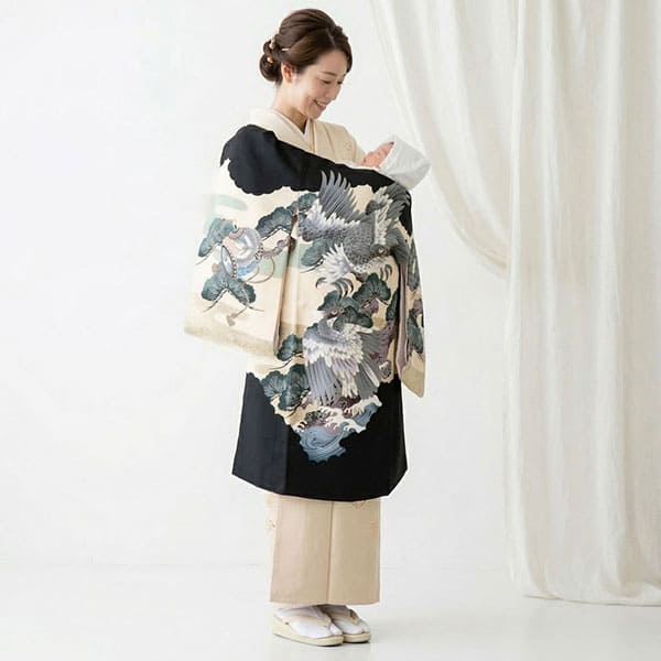 お宮参り産着／<粋>黒地に二羽の鷹、松の祝い着／男児（ポリエステル）