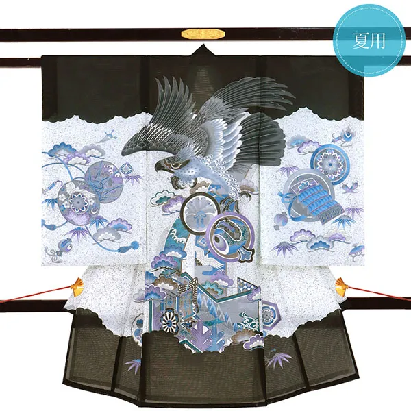 お宮参り産着／黒と白の地に鷹と屏風の絽の祝い着／男児（ポリエステル）