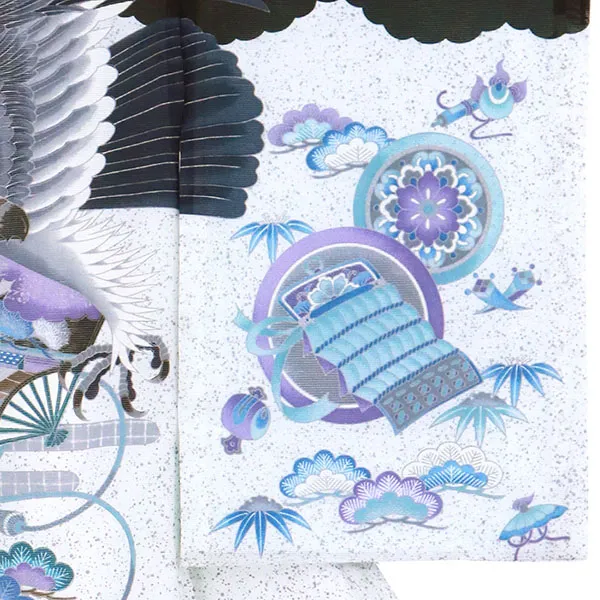 黒と白の地に鷹と扇の絽の祝い着（産着）／男児（ポリエステル）右袖