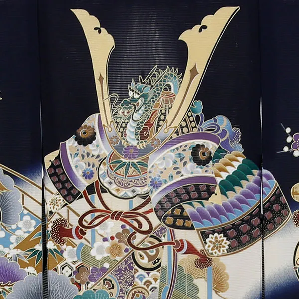 【涼しい】お宮参り産着／紺地に兜と几帳に松の絽の祝い着／男児／背中の兜詳細