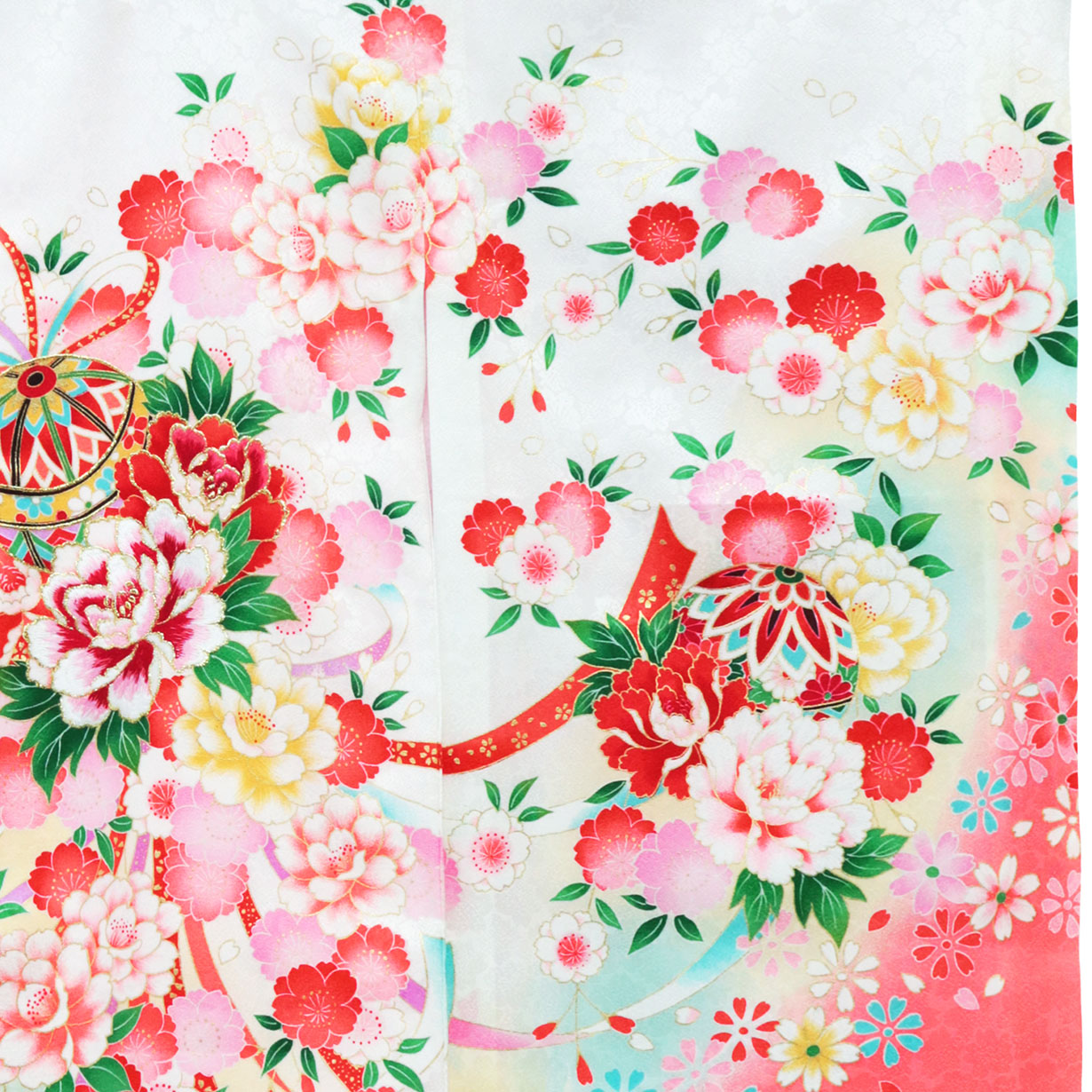 白地に鈴と牡丹の祝い着（産着）／女児／右袖詳細