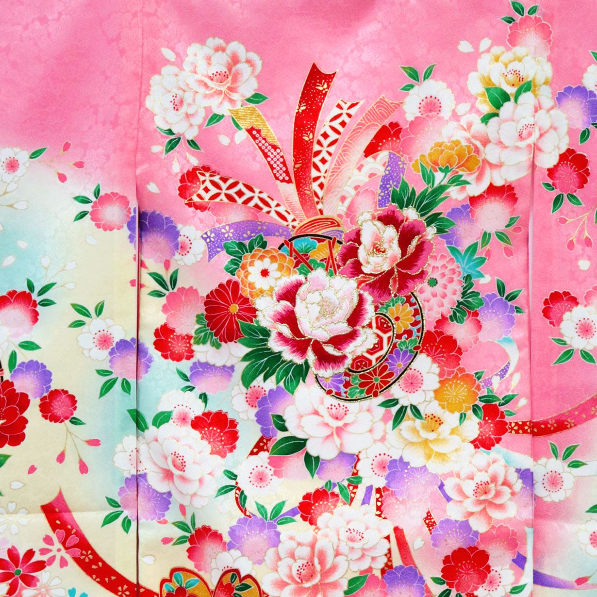 ピンク地に鼓と牡丹の祝い着（産着）／女児