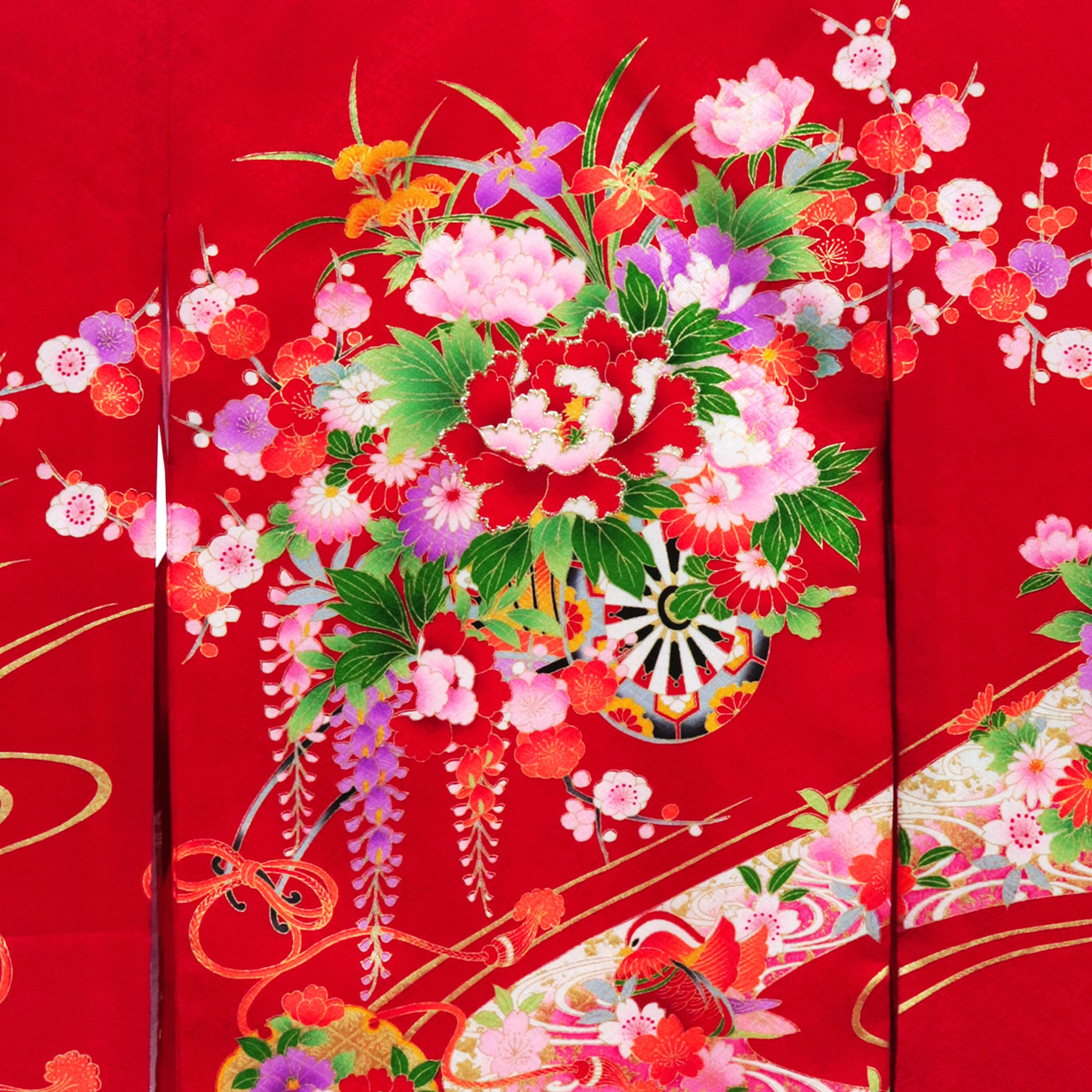 赤地に花車とおしどりの祝い着（産着）／女児