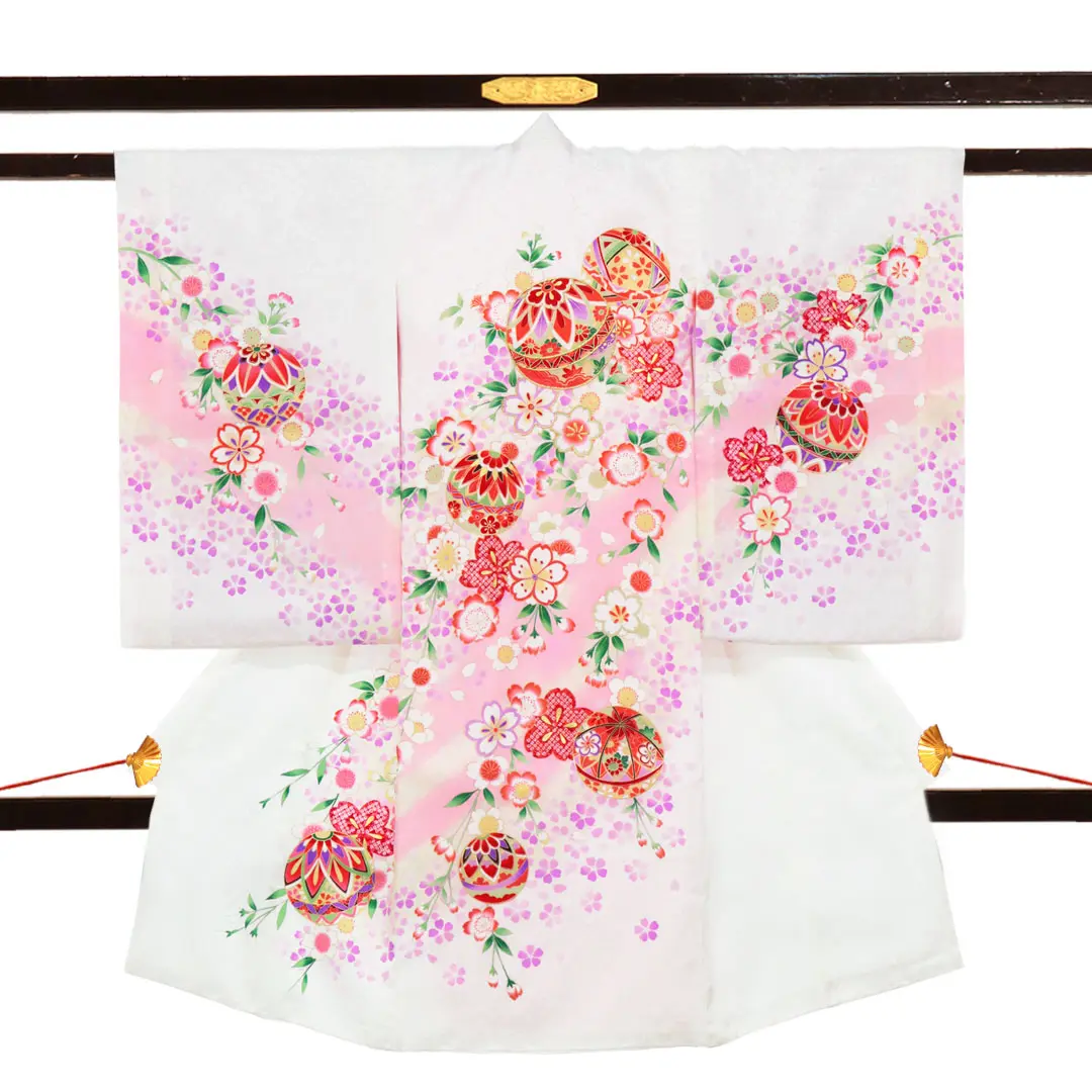 お宮参り産着／白地に鞠としだれ桜の祝い着／女児