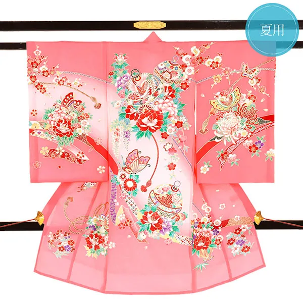 ピンク地に熨斗と蝶と鈴の絽の祝い着（産着）／女児