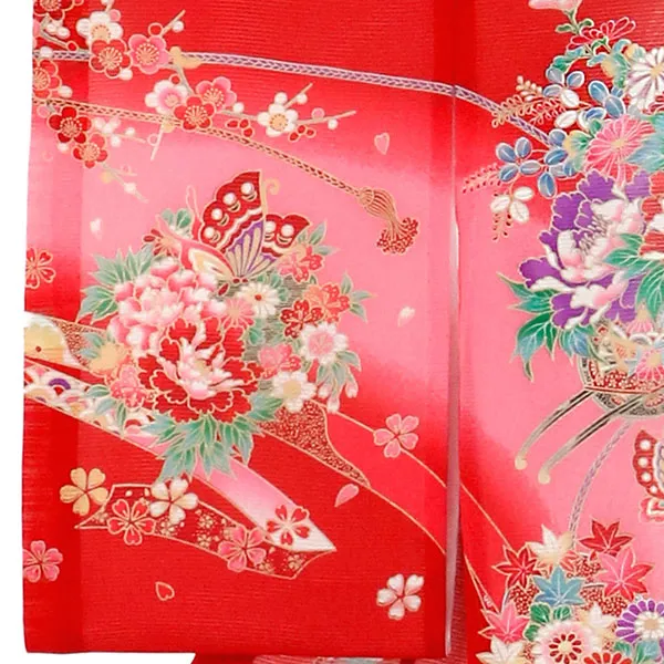 赤地に熨斗と蝶（花車）の絽の祝い着（産着）／女児 左袖