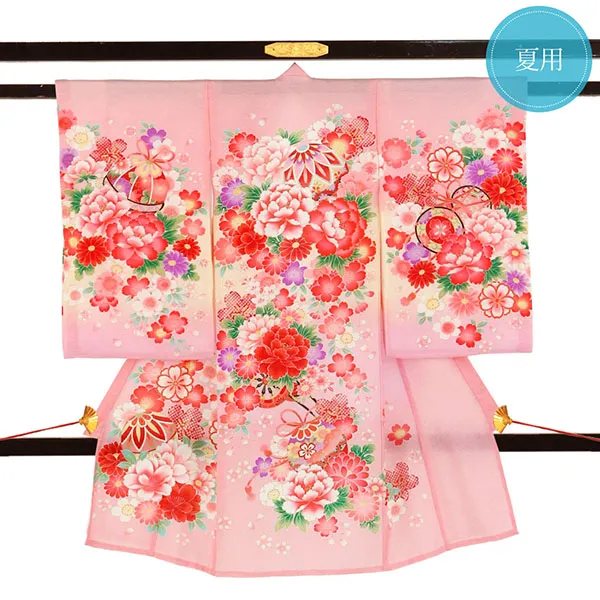 お宮参り産着／ピンク地に鞠と大輪の牡丹の絽の祝い着／女児