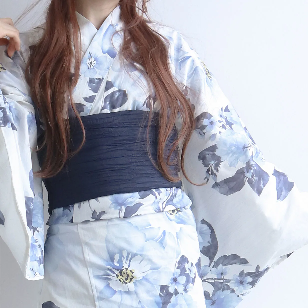 浴衣♡白地にブルーの花柄 洋花・洋柄