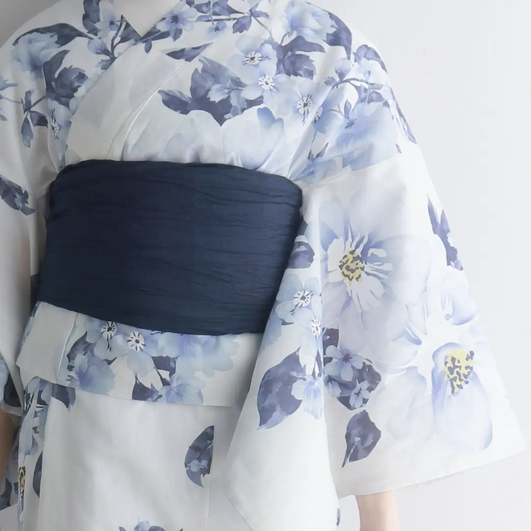 生成×青の洋花／レディースワンピース浴衣 正面詳細