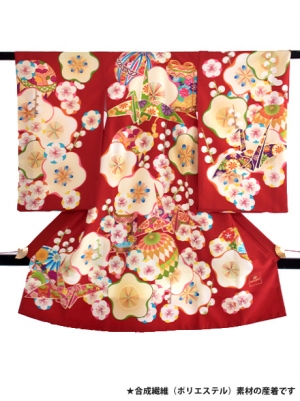 赤地に梅とおりづるの祝い着